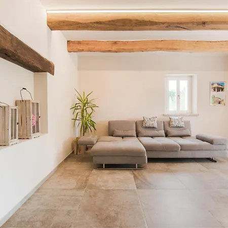 Willa Elegant With Garden